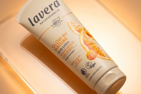 Lait Corps Glowy LAVERA